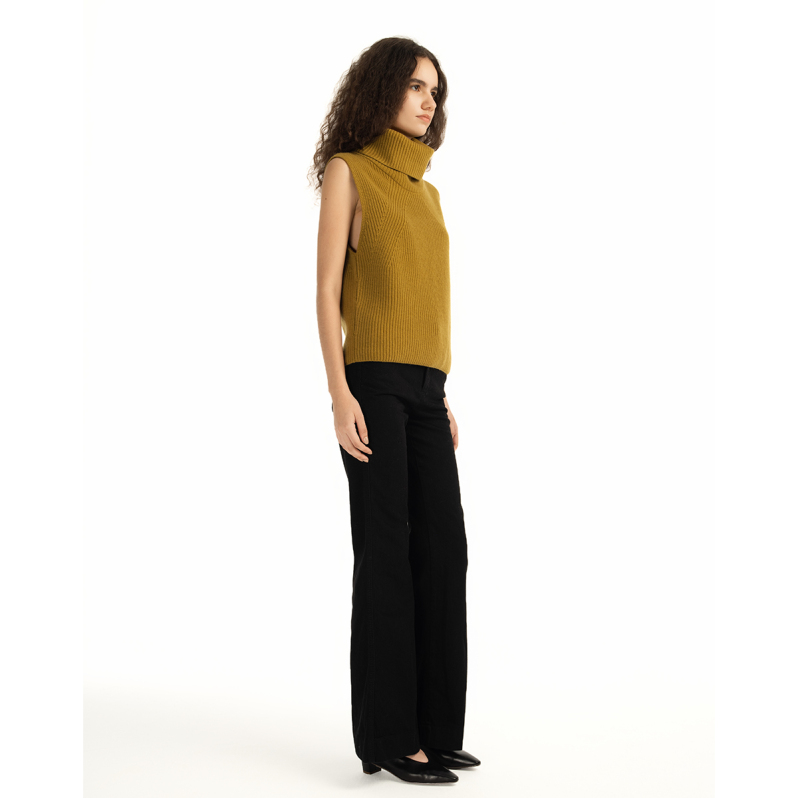 Ribbed wool vest